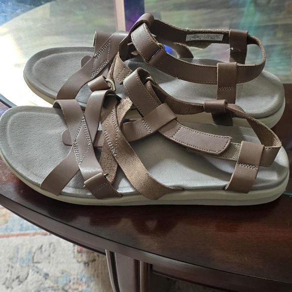 Merrell Performance Footwear‎ - Picture 1 of 5